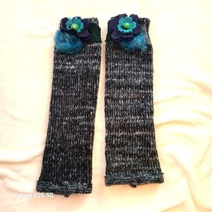 Young adult to women Leg Warmers,  one size, colors blue and green